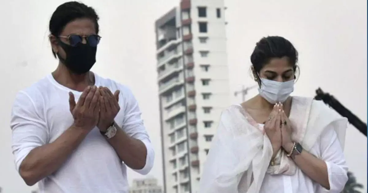 ലതാ മങ്കേഷ്കര്‍ക്ക് ദുആ ചെയ്ത ഷാരൂഖിനെതിരെ വിദ്വേഷ പ്രചാരണം