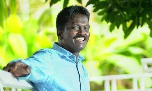 രണ്ടാം ജന്മം, തിരിച്ചുവരാന് കഴിഞ്ഞത് ജനങ്ങളുടെ പ്രാര്ഥന മൂലം; വാവ സുരേഷ് ആശുപത്രി വിട്ടു രണ്ടാം ജന്മം, തിരിച്ചുവരാന് കഴിഞ്ഞത് ജനങ്ങളുടെ പ്രാര്ഥന മൂലം; വാവ സുരേഷ് ആശുപത്രി വിട്ടു