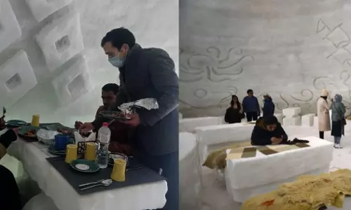 ഇഗ്ലു കഫേയിലേക്ക് പോകാം; ഐസ് ബെഞ്ചിലിരുന്ന് ചൂടുചായ കുടിക്കാം ഇഗ്ലു കഫേയിലേക്ക് പോകാം; ഐസ് ബെഞ്ചിലിരുന്ന് ചൂടുചായ കുടിക്കാം