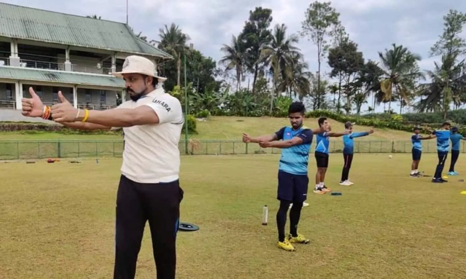 രഞ്ജി ട്രോഫിക്കുള്ള കേരള ടീമിനെ പ്രഖ്യാപിച്ചു: ഉത്തപ്പ പുറത്ത്, സഞ്ജു തല്ക്കാലം ടീമില് ഇല്ല രഞ്ജി ട്രോഫിക്കുള്ള കേരള ടീമിനെ പ്രഖ്യാപിച്ചു: ഉത്തപ്പ പുറത്ത്, സഞ്ജു തല്ക്കാലം ടീമില് ഇല്ല