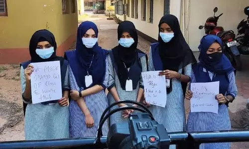 ഹിജാബ് വിലക്ക്; വിദ്യാർഥികൾ സമർപ്പിച്ച ഹരജികൾ കർണാടക ഹൈക്കോടതി ഇന്ന് പരിഗണിക്കും