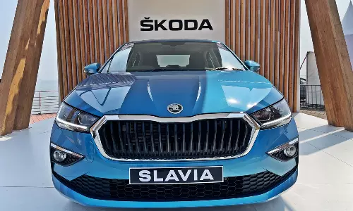 സ്കോഡയുടെ സെഡാൻ ഭംഗി തിരികെ വരുന്നു; സ്ലാവിയ ഷോറൂമുകളിലേക്ക് സ്കോഡയുടെ സെഡാൻ ഭംഗി തിരികെ വരുന്നു; സ്ലാവിയ ഷോറൂമുകളിലേക്ക്