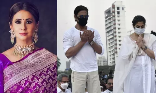 പ്രാര്‍ഥിച്ചത് തുപ്പിയതാണെന്ന് കരുതുന്ന വിധത്തില്‍ സമൂഹം അധഃപതിച്ചു: ഷാരൂഖിന് പിന്തുണയുമായി ഊര്‍മിള