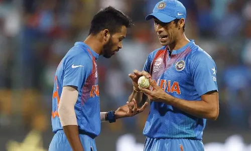 പരിശീലക വേഷത്തിൽ നെഹ്‌റ; അഹ്‌മദാബാദ് ടീമിന്‍റെ പേര് പ്രഖ്യാപിച്ചു