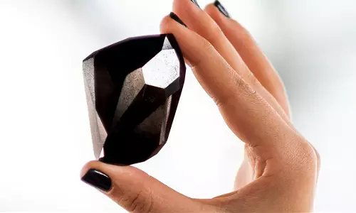 555.55 കാരറ്റ്, വില 50 കോടിയിലധികം; ലോകത്തിലെ ഏറ്റവും വലിയ കട്ട് ഡയമണ്ട്