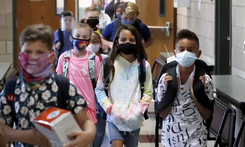 സ്‌കൂളുകളിലടക്കം മാസ്‌ക് പിന്‍വലിക്കാനൊരുങ്ങി ന്യൂയോര്‍ക്ക്