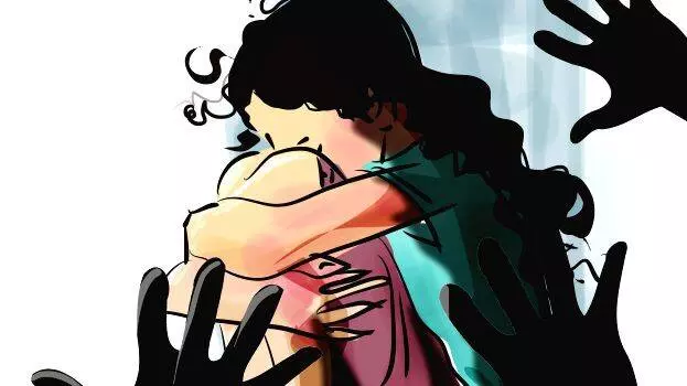 മോഡലുകൾ വാഹനാപകടത്തില് മരിച്ച കേസിലെ പ്രതി റോയി അറക്കലിനെതിരെ പോക്സോ കേസ് മോഡലുകൾ വാഹനാപകടത്തില് മരിച്ച കേസിലെ പ്രതി റോയി അറക്കലിനെതിരെ പോക്സോ കേസ്