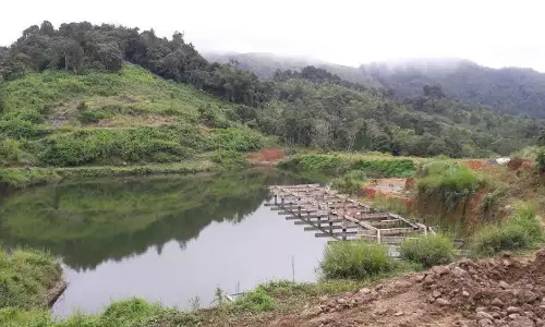 പി.വി അൻവർ എം.എൽ.എയുടെ ഭാര്യപിതാവിൻറെ ഭൂമിയിലെ വിവാദ തടയണയും റോപ് വേയും ഇന്ന് പൊളിക്കും പി.വി അൻവർ എം.എൽ.എയുടെ ഭാര്യപിതാവിൻറെ ഭൂമിയിലെ വിവാദ തടയണയും റോപ് വേയും ഇന്ന് പൊളിക്കും