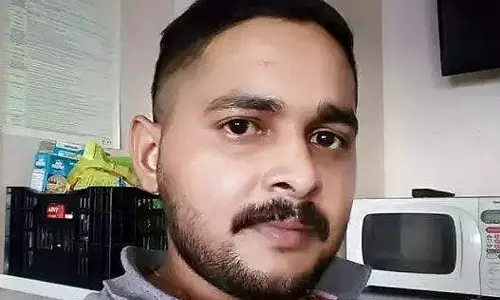 അമേരിക്കയിലേക്കുള്ള യാത്രക്കിടെ മലയാളി യുവാവിനെ കാണാതായി;ദുരൂഹതയുണ്ടെന്ന് കുടുംബം