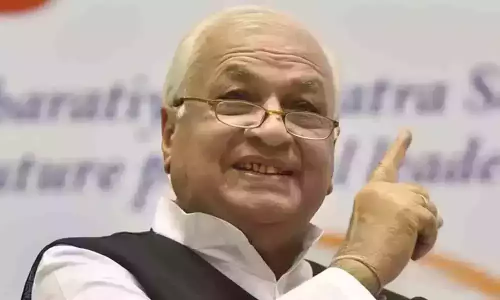 മുസ്ലിം സ്ത്രീകള് ഹിജാബിനെതിരായിരുന്നു, ചരിത്രം നോക്കൂ - ഗവർണർ ആരിഫ് മുഹമ്മദ് ഖാൻ മുസ്ലിം സ്ത്രീകള് ഹിജാബിനെതിരായിരുന്നു, ചരിത്രം നോക്കൂ - ഗവർണർ ആരിഫ് മുഹമ്മദ് ഖാൻ