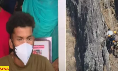 തിങ്കളാഴ്ച രാത്രി പത്ത് മണിവരെ നില്ക്കുകയായിരുന്നു. സെക്കന്റുകൾ മാത്രമാണ് ഉറങ്ങിയത്; ബാബുവിന്റെ പ്രതികരണം ഇങ്ങനെ തിങ്കളാഴ്ച രാത്രി പത്ത് മണിവരെ നില്ക്കുകയായിരുന്നു. സെക്കന്റുകൾ മാത്രമാണ് ഉറങ്ങിയത്; ബാബുവിന്റെ പ്രതികരണം ഇങ്ങനെ