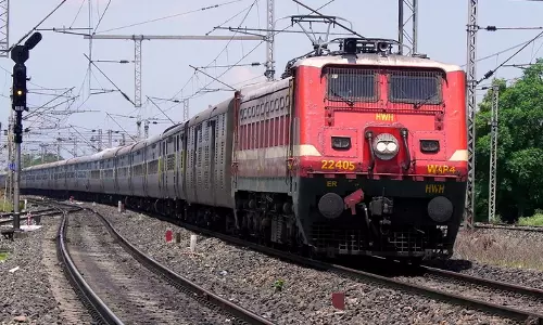 തിരുവനന്തപുരം റെയിൽവേ റിക്രൂട്ട്മെന്റ് ബോർഡ് അടച്ചുപൂട്ടില്ലെന്ന് കേന്ദ്ര റെയിൽവേ മന്ത്രാലയം