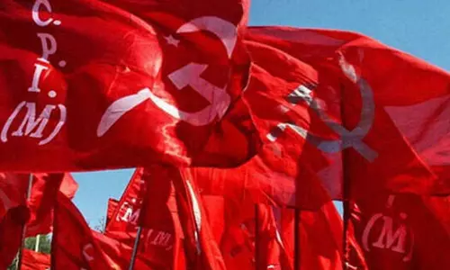 വിഭാഗീയ പ്രശ്‌നങ്ങൾക്കിടെ ആലപ്പുഴ ജില്ലാ സമ്മേളനത്തിന് ചൊവ്വാഴ്ച കൊടി ഉയരും