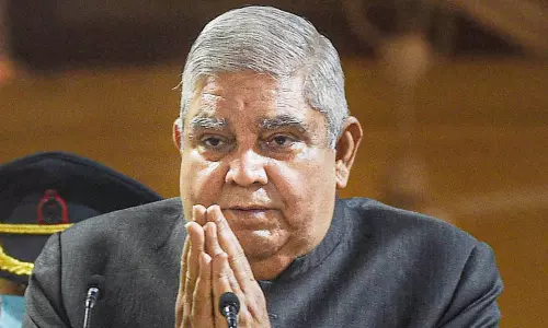 ഖേലാ ഹോബെ?; ബംഗാൾ നിയമസഭ നിർത്തിവച്ച് ഗവർണർ