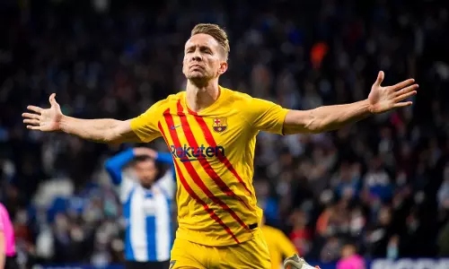 ഇഞ്ചുറി ടൈം ത്രില്ലർ; കറ്റാലൻ ഡെർബിയിൽ കഷ്ടിച്ച് രക്ഷപ്പെട്ട് ബാഴ്സ ഇഞ്ചുറി ടൈം ത്രില്ലർ; കറ്റാലൻ ഡെർബിയിൽ കഷ്ടിച്ച് രക്ഷപ്പെട്ട് ബാഴ്സ