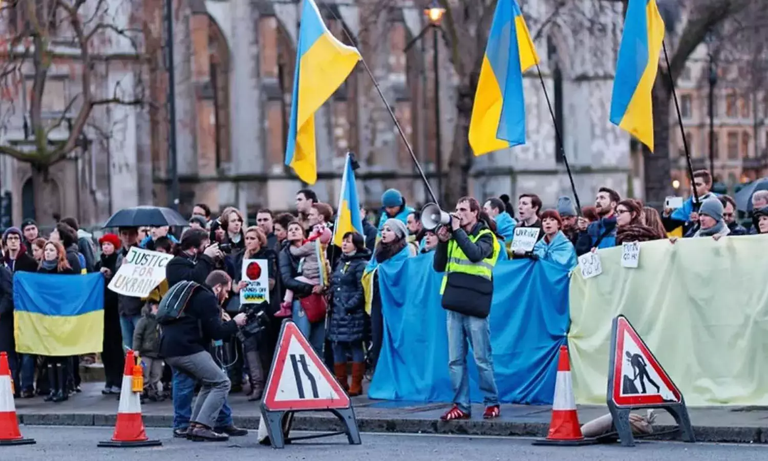 യുക്രൈനിൽ നിന്ന് കൂടുതൽ രാജ്യങ്ങൾ പൗരന്മാരെ തിരികെ വിളിച്ചു: യുക്രൈൻ ആക്രമിക്കാൻ റഷ്യ തയ്യാറെടുക്കുന്നതിന്റെ തെളിവുകൾ വ്യക്തമാണെന്ന് ബ്രിട്ടീഷ് പ്രധാനമന്ത്രി