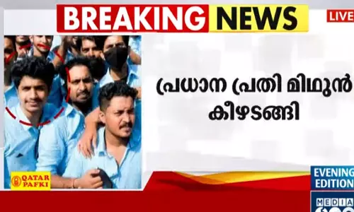 കണ്ണൂർ തോട്ടടയിലെ ബോംബേറ്; പ്രധാന പ്രതി കീഴടങ്ങി