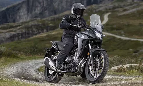 എഡിവി ആരാധകർക്കൊരു സന്തോഷ വാർത്ത; ഹോണ്ട സിബി 500 എക്‌സിന്റെ വില ഒരു ലക്ഷത്തിലധികം രൂപ കുറച്ചു