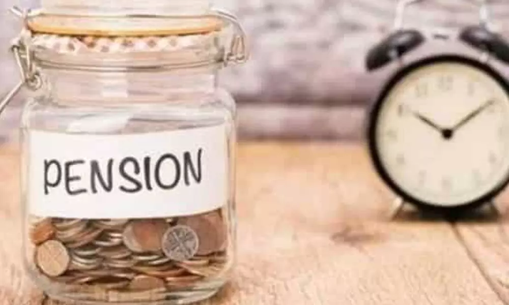 സർവകലാശാലകളുടെ പെൻഷൻ ബാധ്യതയിൽ നിന്ന് സർക്കാർ ഒഴിയുന്നു സർവകലാശാലകളുടെ പെൻഷൻ ബാധ്യതയിൽ നിന്ന് സർക്കാർ ഒഴിയുന്നു