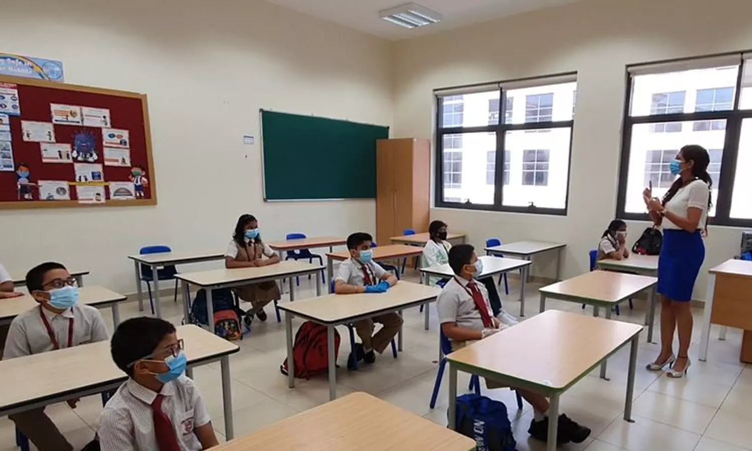 കുവൈത്തിലെ സ്കൂളുകളിൽ ഓഫ്ലൈൻ ക്ലാസുകൾ പുനരാരംഭിക്കാൻ അനുമതി കുവൈത്തിലെ സ്കൂളുകളിൽ ഓഫ്ലൈൻ ക്ലാസുകൾ പുനരാരംഭിക്കാൻ അനുമതി