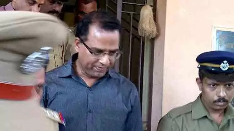 കൊട്ടിയൂർ പീഡനക്കേസിൽ ഇരയുടെ കുട്ടിയുടെ സംരക്ഷണ ഉത്തരവ് അട്ടിമറിച്ചതായി പരാതി കൊട്ടിയൂർ പീഡനക്കേസിൽ ഇരയുടെ കുട്ടിയുടെ സംരക്ഷണ ഉത്തരവ് അട്ടിമറിച്ചതായി പരാതി