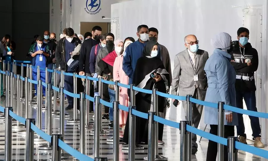 കോവിഡ് വാക്സിൻ എടുക്കാത്തവർക്ക് പ്രവേശനം: കുവൈത്ത് മന്ത്രിസഭാ തീരുമാനം സ്വദേശികൾക്ക് മാത്രമെന്ന് റിപ്പോർട്ട്