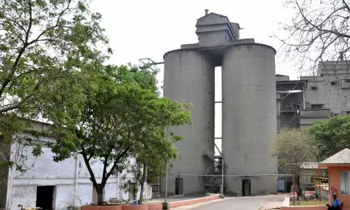 മലബാർ സിമന്‍റ്സ് എംഡി രാജിക്കത്ത് നൽകി