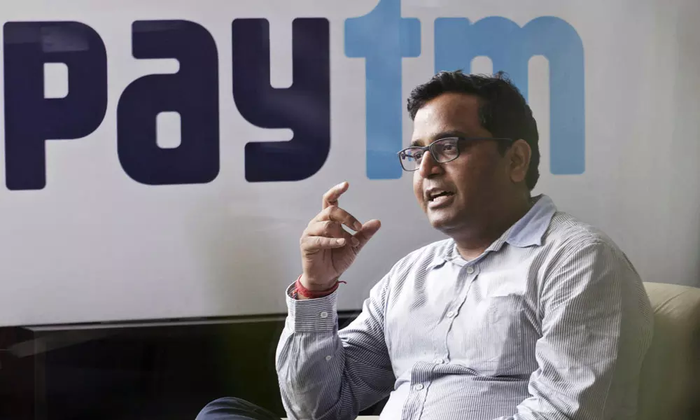 നഷ്ടത്തിലേക്ക് കൂപ്പുകുത്തി പേടിഎം; സിഇഒ വിജയ് ശേഖറിന്റെ പ്രതിദിന നഷ്ടം 128 കോടി! നഷ്ടത്തിലേക്ക് കൂപ്പുകുത്തി പേടിഎം; സിഇഒ വിജയ് ശേഖറിന്റെ പ്രതിദിന നഷ്ടം 128 കോടി!