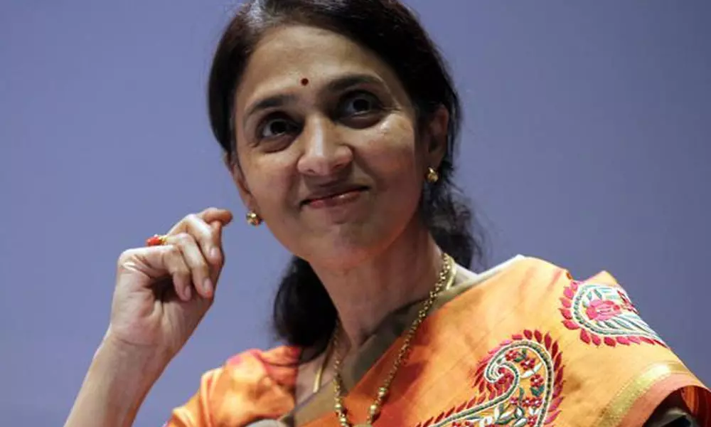 ബാഗ് റെഡിയാക്കൂ, സെയ്ഷെൽസിലെ ബീച്ച് ആസ്വദിക്കാം; ചിത്ര രാമകൃഷ്ണനും വിവാദ യോഗിയും തമ്മിലുള്ള ഇ-മെയിൽ വിവരങ്ങൾ പുറത്ത് ബാഗ് റെഡിയാക്കൂ, സെയ്ഷെൽസിലെ ബീച്ച് ആസ്വദിക്കാം; ചിത്ര രാമകൃഷ്ണനും വിവാദ യോഗിയും തമ്മിലുള്ള ഇ-മെയിൽ വിവരങ്ങൾ പുറത്ത്