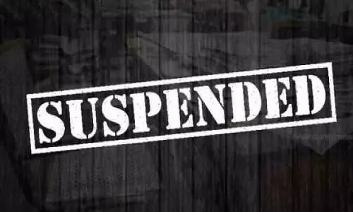 കമ്പ്യൂട്ടര്‍ തകരാറിലായെന്ന് ആരോഗ്യ മന്ത്രിയെ തെറ്റിദ്ധരിപ്പിച്ച ജീവനക്കാരിക്ക് സസ്പെൻഷൻ