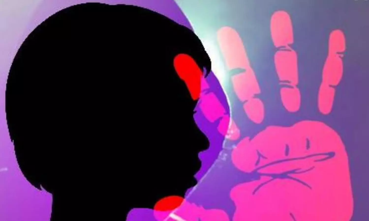 രണ്ടു വയസുകാരിക്ക് മർദനമേറ്റ സംഭവം; അമ്മയുടെ സഹോദരിയും ആൺ സുഹൃത്തും കടന്നുകളഞ്ഞു രണ്ടു വയസുകാരിക്ക് മർദനമേറ്റ സംഭവം; അമ്മയുടെ സഹോദരിയും ആൺ സുഹൃത്തും കടന്നുകളഞ്ഞു