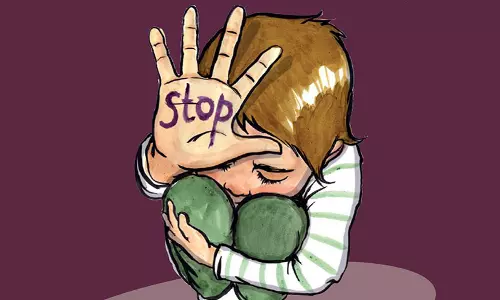 മർദനത്തിനിരയായ രണ്ട് വയസുകാരിയുടെ ശരീരത്തിൽ ചിപ്പ് വെച്ചിട്ടുണ്ടെന്ന് അമ്മ