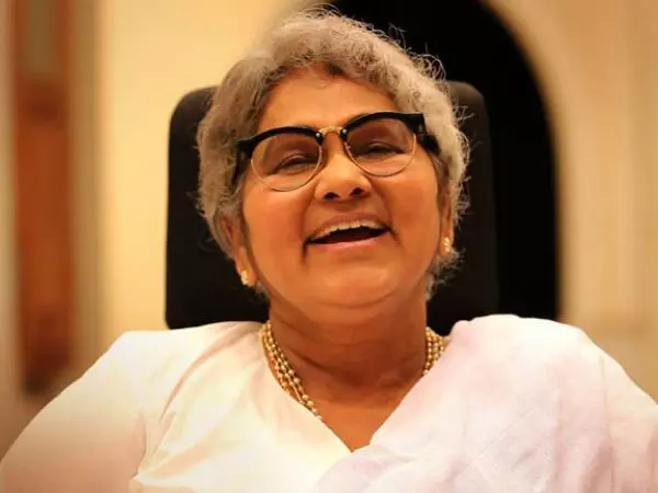 എല്ലാം ലളിതമയം; ഇനി ഓർമയുടെ അമരത്ത്...