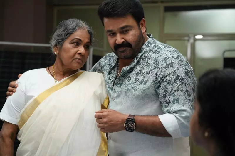 കെ.പി.എ.സി ലളിതയുമായുള്ളത് ഒരുപാട് വർഷത്തെ പരിചയവും ബന്ധവും; മോഹൻലാൽ