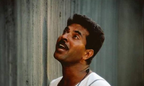 ലളിത പോയി...പക്ഷെ മതിലുകള്‍ക്കപ്പുറത്ത് ഇപ്പോഴും നാരായണിയുണ്ട്...