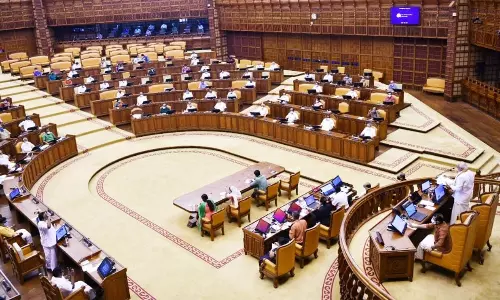 സംസ്ഥാനത്തെ ക്രമസമാധാനം: അടിയന്തര പ്രമേയത്തിന് അനുമതി നിഷേധിച്ചു; വാക്കൗട്ട് നടത്തി പ്രതിപക്ഷം