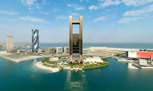 ബഹ്​റൈൻ സന്ദർശനത്തിനെത്തിയ അമേരിക്കൻ കോൺഗ്രസ്​ ഉദ്യോഗസ്​ഥ സംഘത്തെ  പാർലമെന്‍റിൽ സ്വീകരിച്ചു