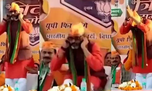 പറ്റിപ്പോയ തെറ്റുകൾക്ക് മാപ്പ്.. തെരഞ്ഞെടുപ്പ് വേദിയിൽ ഏത്തമിട്ട് ബി.ജെ.പി എം.എൽ.എ