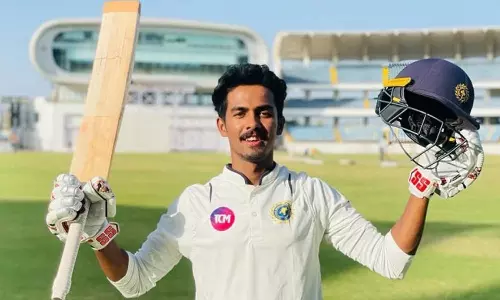 റൺ മല തീർത്ത് രോഹൻ കുന്നുമൽ; രഞ്ജിയിൽ ഗുജറാത്തിനോട് കേരളം പൊരുതുന്നു