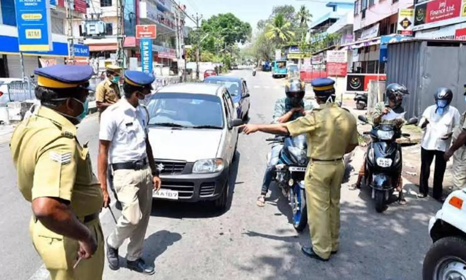 ഭക്ഷണശാലകളിലും സിനിമാതിയേറ്ററിലും 100% പ്രവേശനം;കോവിഡ് നിയന്ത്രണങ്ങളിലെ ഇളവുകൾ ഇങ്ങനെ