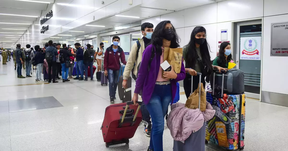 ഓപറേഷൻ ഗംഗ പുരോഗമിക്കുന്നു; 907 ഇന്ത്യക്കാരെ നാട്ടിലെത്തിച്ചു ഓപറേഷൻ ഗംഗ പുരോഗമിക്കുന്നു; 907 ഇന്ത്യക്കാരെ നാട്ടിലെത്തിച്ചു