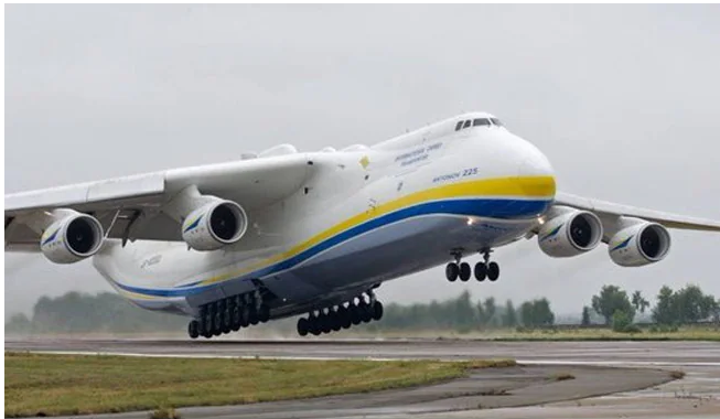 ലോകത്തെ ഏറ്റവും വലിയ വിമാനം റഷ്യന്‍ ആക്രമണത്തിൽ തകർന്നു