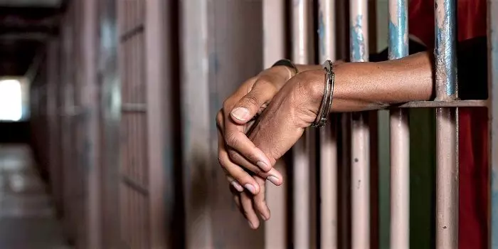 സ്​ത്രീ വീണുമരിച്ച സംഭവം: പ്രതിയെന്ന്​ കരുതുന്നയാൾ പിടിയിലായി