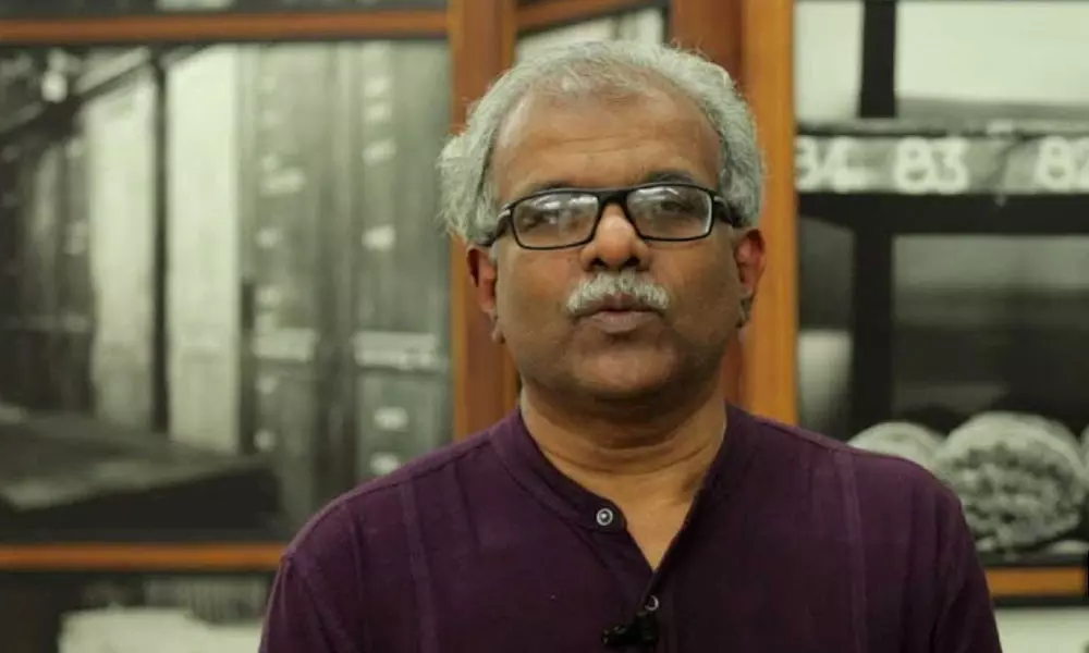 രാജ്യത്തെ ടെലിവിഷൻ നിയമങ്ങൾ ജനാധിപത്യവിരുദ്ധം; ഇത് ഭയപ്പെടുത്തുന്ന അന്തരീക്ഷം - എം.ജി രാധാകൃഷണൻ രാജ്യത്തെ ടെലിവിഷൻ നിയമങ്ങൾ ജനാധിപത്യവിരുദ്ധം; ഇത് ഭയപ്പെടുത്തുന്ന അന്തരീക്ഷം - എം.ജി രാധാകൃഷണൻ