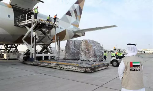 ഭക്ഷ്യസഹായവുമായി യുഎഇയുടെ വിമാനം ഗാംബിയയിലേക്ക് പറന്നു