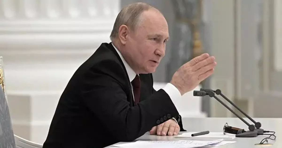 റഷ്യക്ക് മേൽ ഉപരോധം കടുപ്പിച്ച് ലോകരാഷ്ട്രങ്ങൾ റഷ്യക്ക് മേൽ ഉപരോധം കടുപ്പിച്ച് ലോകരാഷ്ട്രങ്ങൾ