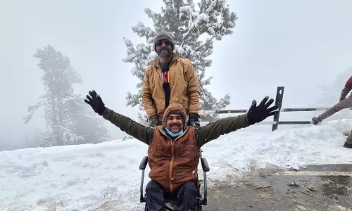 മഞ്ഞണിഞ്ഞ ഗുൽമാർഗിലൂടെ മരവണ്ടിയിലൊരു യാത്രയും കശ്മീർ എന്ന സ്വപ്ന ഭൂമിയും മഞ്ഞണിഞ്ഞ ഗുൽമാർഗിലൂടെ മരവണ്ടിയിലൊരു യാത്രയും കശ്മീർ എന്ന സ്വപ്ന ഭൂമിയും