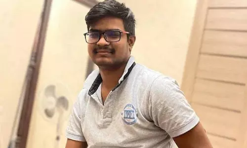 ഭക്ഷണത്തിനു വരിനിൽക്കുകയായിരുന്നു; കൊല്ലപ്പെടുന്നതിനു തൊട്ടുമുൻപ് പിതാവുമായി സംസാരിച്ചു