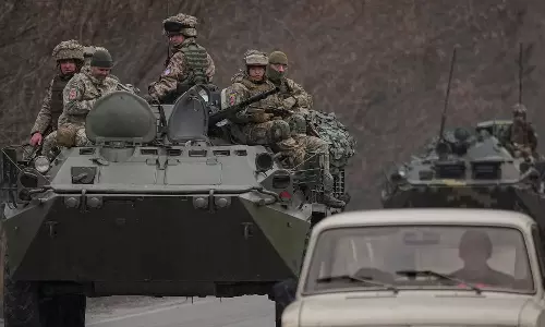 വീടുകളിൽനിന്നും പുറത്തു പോകൂ: ആക്രമണത്തിന് മുന്നോടിയായി കിയവ് നിവാസികൾക്ക് റഷ്യൻ സൈന്യത്തിന്റെ മുന്നറിയിപ്പ് വീടുകളിൽനിന്നും പുറത്തു പോകൂ: ആക്രമണത്തിന് മുന്നോടിയായി കിയവ് നിവാസികൾക്ക് റഷ്യൻ സൈന്യത്തിന്റെ മുന്നറിയിപ്പ്