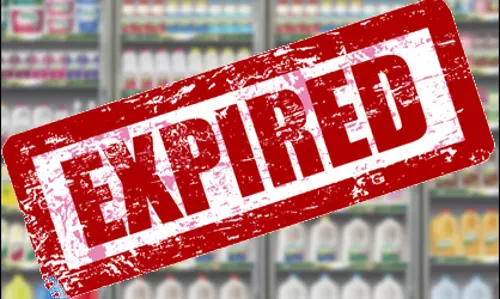 കാലാവധി കഴിഞ്ഞ വസ്​തുക്കളുടെ വിൽപന;   അഞ്ച്​ കടകൾ അടപ്പിച്ചു